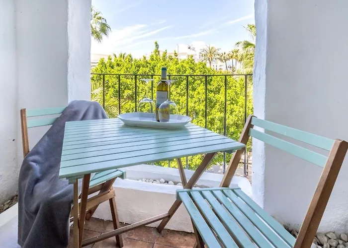 Luxury Escape In Puerto Banus