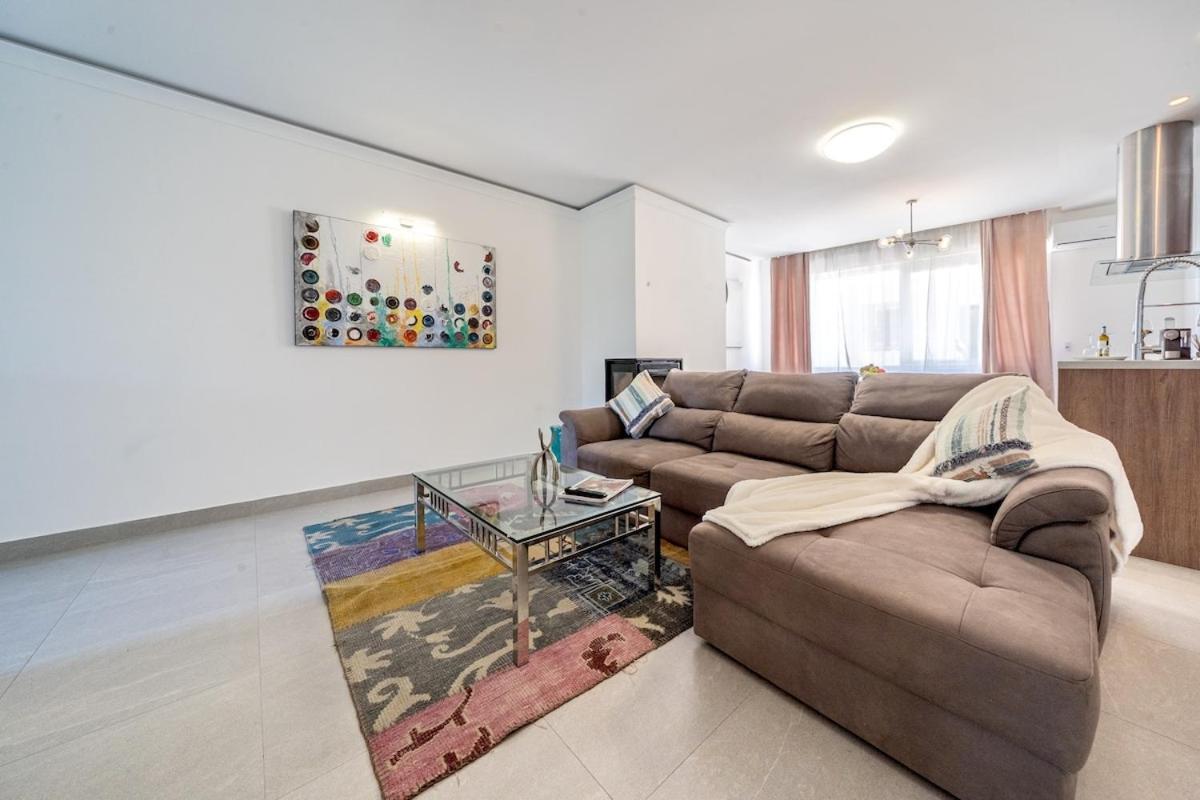 Luxury Escape In Puerto Banus